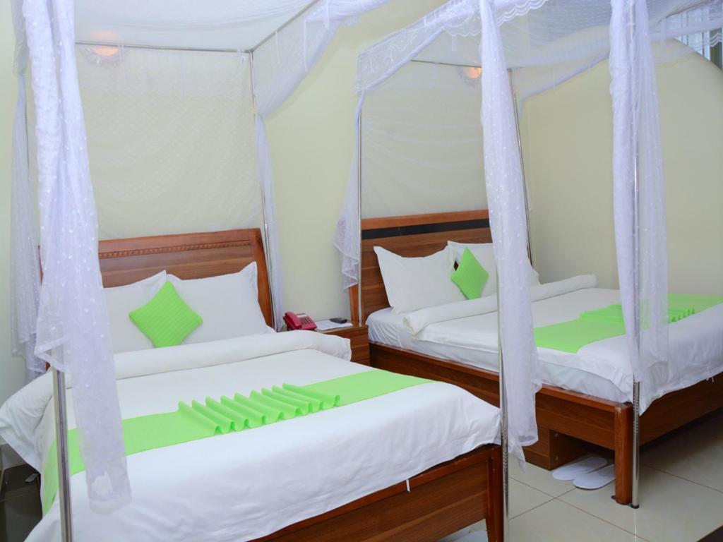 One Click Hotel Kigali Ngoại thất bức ảnh