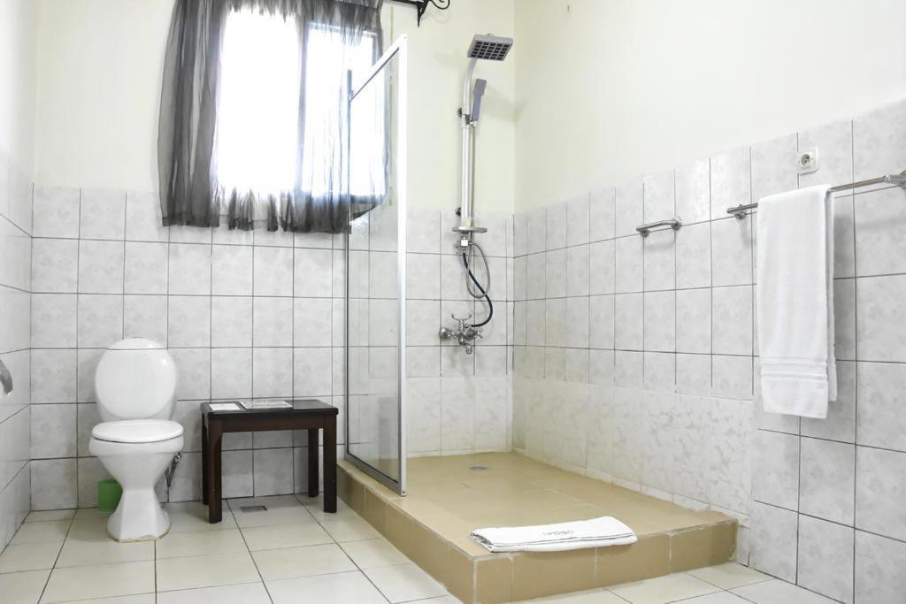 One Click Hotel Kigali Ngoại thất bức ảnh
