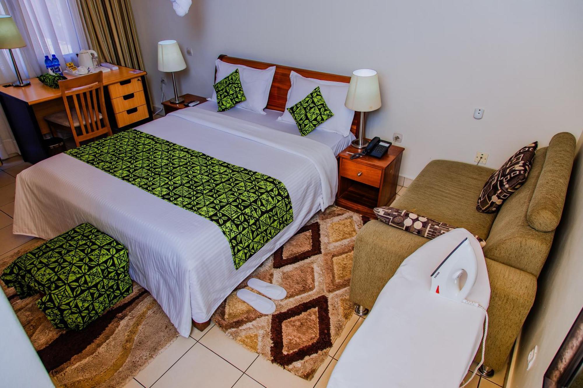 One Click Hotel Kigali Ngoại thất bức ảnh
